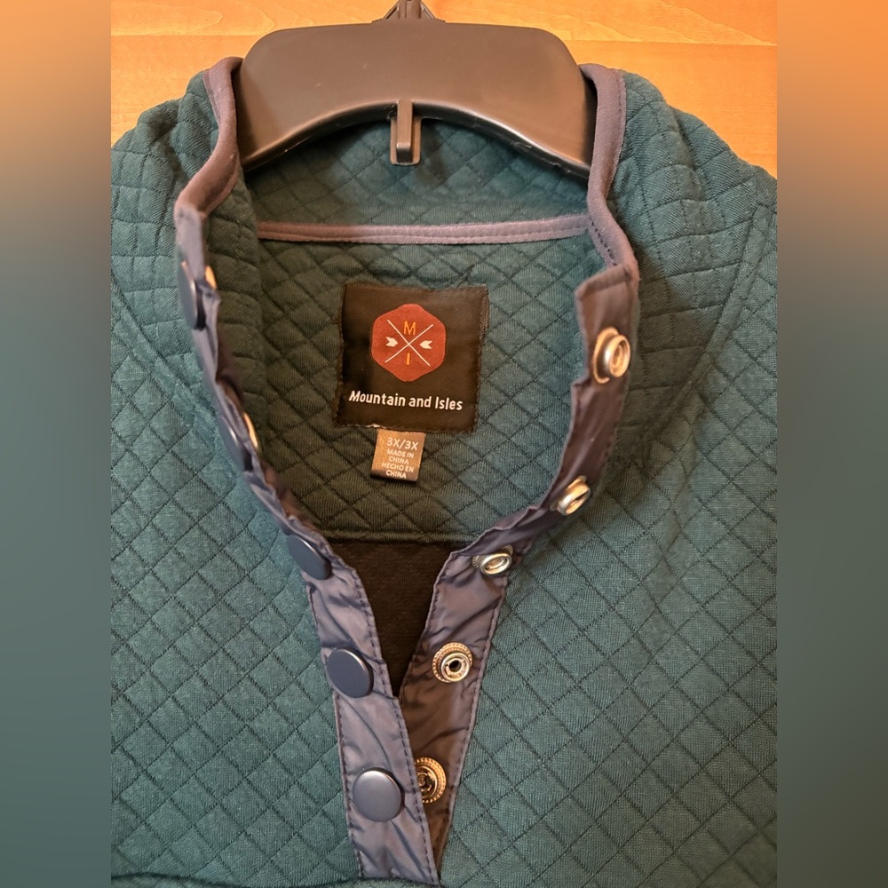 Mountain and Isles NWT Forest Green Quilted Pullover / 2 front pockets. Size 3X - Picture 2 of 7